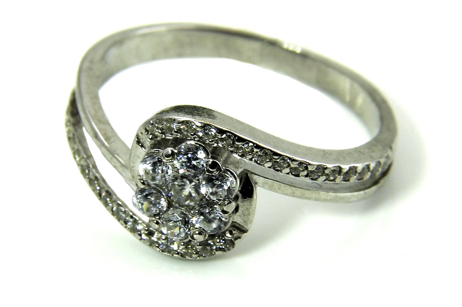 Серебро 925 Кольцо Р.17.5 Вес 1.96 Атолл