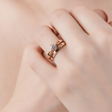 Золотое кольцо 585 пробы с фианитом