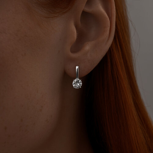 Серебряные серьги 925 пробы с фианитом