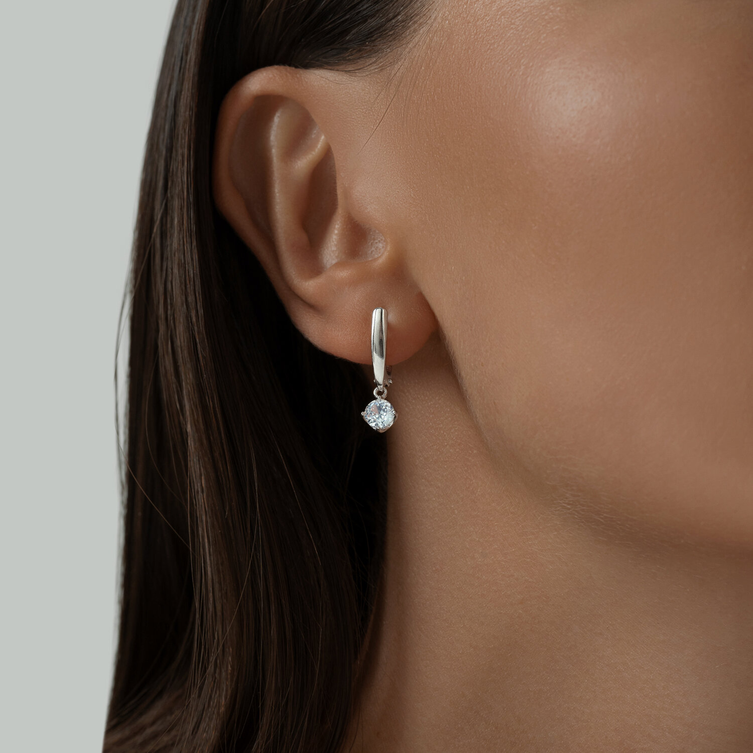 Серебряные серьги 925 пробы с фианитами